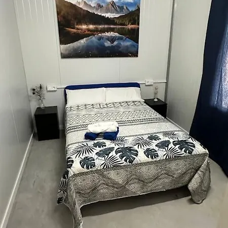 Apartment Con Piscina Climatizada *