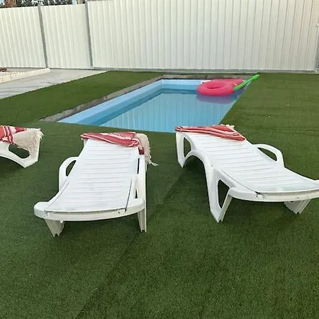 Con Piscina Climatizada Apartment